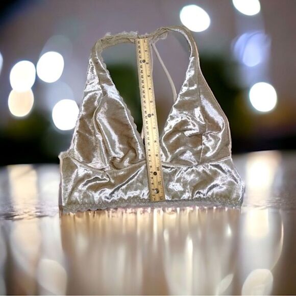 Youmita Underwear & Intimates l Cream Colored Velvety Bralette, Bra, Cami l L - Picture 5 of 11